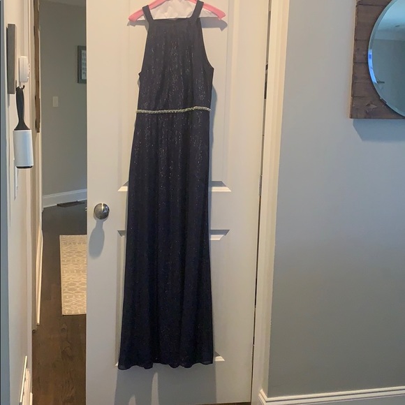 SLNY Dresses & Skirts - Navy Formal dress SLNY Dresses & Skirts - Navy Formal dress